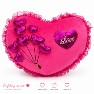 Plyšový vankúš v tvare srdca – LOVE (45 cm)